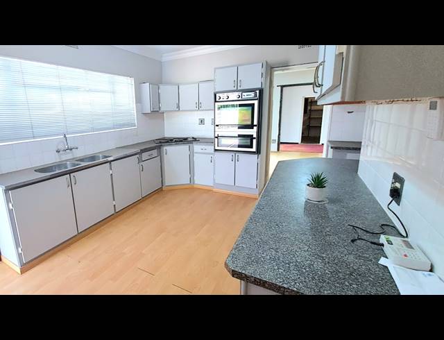 3 BEDROOM HOUSE TO LET IN RISIVILLE